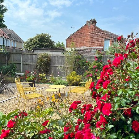 Gordon Villa - A Seaside Escape Harwich Esterno foto