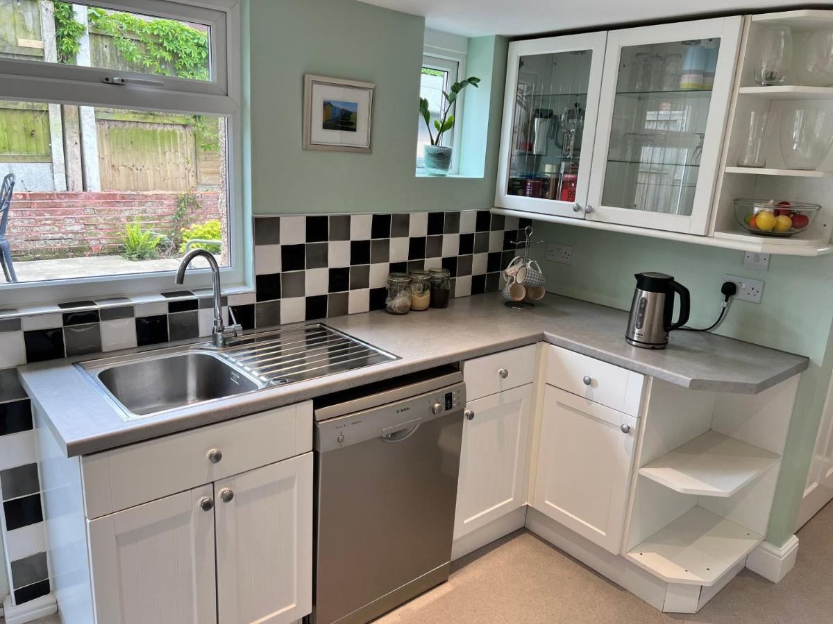 Gordon Villa - A Seaside Escape Harwich Esterno foto