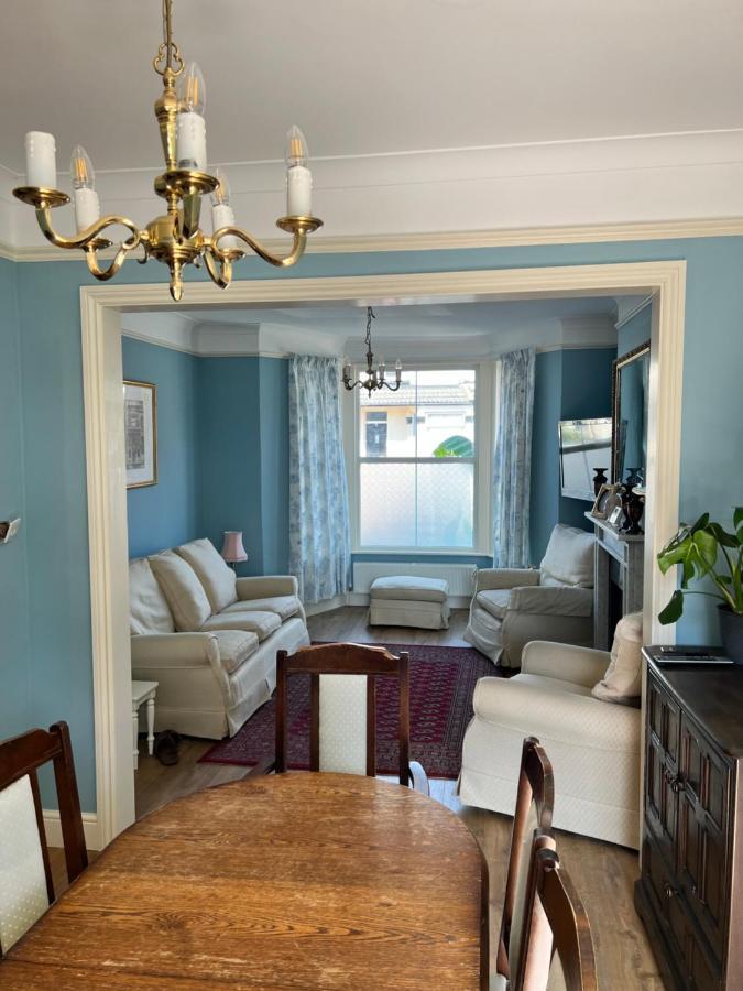 Gordon Villa - A Seaside Escape Harwich Esterno foto